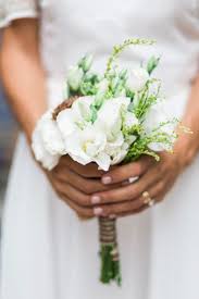Following are 2 simple diy wedding bouquets that you can make yourself. Elegant Argentinian Wedding Inspiration Simple Wedding Bouquets Diy Wedding Flowers Wedding Inspiration