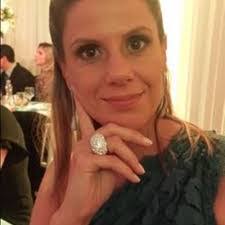 Elaine Beltran's Instagram, Twitter & Facebook