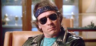 Wie Tommy Lee Jones das Mürrisch-Sein zur Kunstform erhoben hat