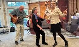 Robert the Guitar Guy: A Musical