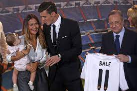 Jun 04, 2021 · gareth bale offered a less than convincing response to carlo ancelotti claiming he has a future at real madrid. Gareth Bale Presented As Real Madrid Fussball