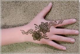 Cute Mehndi Design For Kids 15