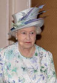 Queen Elizabeth Ii Photos Queen Elizabeth Ii And Prince Philip Visit Abu Dhabi Day 2 Queen Elizabeth Queen Hat Crown Hat