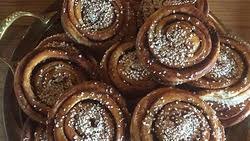 Dessuten er vi medlem av den internasjonale organisasjonen teleflor international, noe som innebærer at vi kan hjelpe deg med å sende blomster over hele verden. Meny Svedala Foretag Eniro Se