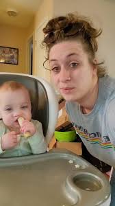 This is not sponsored. Although if @gerber was interested, I'd be open.  😅#gerber #gerbersoothenchew #unfilteredmotherhood #momof5  #yourfavoritetriplets #snacks