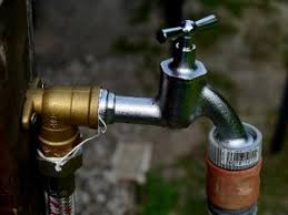 Wie Sie Ihre Gartenwasserleitung Winterfest Machen Und Vor Frost Schutzen Hmsk Hausmeisterservice