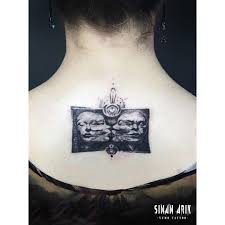 Freehand Dots Dovme Dovme Tattoo Kadikoy Besiktas Besiktas Ortakoy Taksim Kadikoy Mecidiyekoy Kiss Kissme Dotwork Dotworktattoo Back Tattoo
