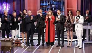 Si sono sfidati il grande fratello vip 4″ e il cantante mascherato su rai 1. Ascolti Tv 6 Gennaio 2018 I Soliti Ignoti Speciale Lotteria Italia Batte Rock Economy Di Celentano Rai Uno Canale 5