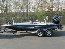She comes equipped with stainless steel latches, grab post 1995 basscat pantera 2 ii 200 merc xri efi sped up to 60mph.both livewells full, loaded to fish. Bass Cat Boats For Sale Boats Com