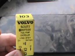 The ecm utilizes the volvo 850 fuel pump relay to determine the time when fuel pump is on or turned off. 95 Volvo 850 Main Fuel Relay Goes Bad Youtube