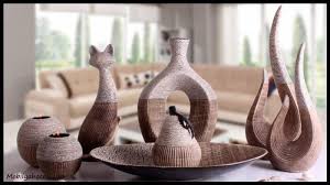 Evinize şıklık katacak tv ünitesi ve televizyon sehpası modellerini inceleyebilir; Modern Salon Aksesuarlari Sus Esyalari