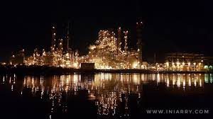 Indonesia's pt pertamina will develop its cilacap refinery in central java independently, the state energy company said, dropping a plan to boost capacity pertamina will continue to independently develop the cilacap refinery development master plan, while we look for another strategic partner. Menikmati Cilacap Dari Sisi Lain Wisata Naik Kapal Di Malam Minggu Ini Arry