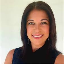 Dawn Knapp's Instagram, Twitter & Facebook