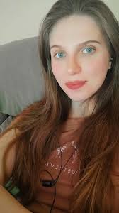 ENTREVISTA: Jennifer Baggio Cover