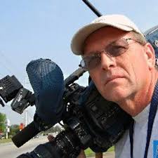 Dan Chesser (@news4u2day)