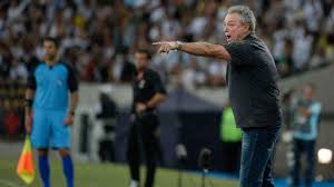 Diese statistik zeigt die erfolge von abel braga in seiner gesamten trainerkarriere in allen agent: Agora No Internacional Abel Braga Ironiza E Provoca O Flamengo