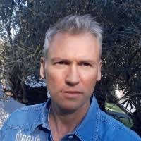 60+ "Claude Page" profiles