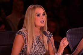 What message does Amanda Holden get from her mum every live show?