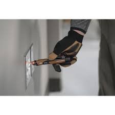Checking for live ac voltage (100v to 1000v) 1. Southwire Advanced Dual Range 12 1 000v And 100 1 000v Ac Non Contact Voltage Tester At Menards