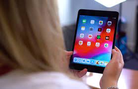 Download current and previous versions of apple's ios, ipados, watchos, tvos and audioos firmware and receive notifications when new firmwares are released. Ios And Ipados 14 5 1 Now Available This Is How You Download The Updates Techzle