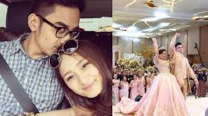 Jika dulunya aurel cuma berani mengunggah foto mereka berdua sedang duduk bersebelahan, lain dengan sekarang. Dikenal Kalem Istri Mantan Kekasih Aurel Hermansyah Tiba Tiba Marah Di Media Sosial Tribun Wow
