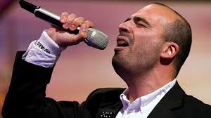 DSDS 2017: Zweite Castingshow: Ivan Piperov zeigt bei Queen-Song eigenen  Stil