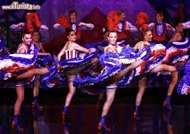 Costume belle epoque moulin rouge ballerina del can can. Le Ballerine Di Can Can Al Moulin Rouge Di Parigi Foto Parigi Moulin Rouge