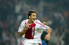 Zlatan hits the big stage. Watch The Moment A Very Jealous Teammate Discovers Zlatan Ibrahimovic Has Been Bought By Ajax