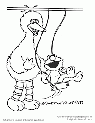 He is seen busy decorating his own christmas tree here. 16 Cheerful Big Bird Coloring Pages Coloring Home