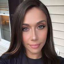 Momchecked (@momchckd)