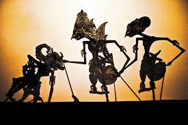 Menikmati Aksi Wayang dengan Bahasa Milenial