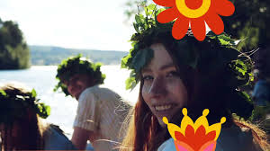 Midsommar 2021 närmar sig och många funderar hur de ska fira denna speciella högtid. Fira Midsommar Pa Leksand Strand 2021 Youtube