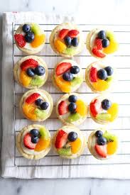 Book Club Guide Born A Crime By Trevor Noah Discussion Questions And Menu Sugar Cookie Fruit Tart Fruit Sugar Cookies Fruit Tart