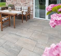 Nostalgisch Schon Glaubwurdig Verbreiten Antico Platten Den Charme Fruherer Zeiten Fliesen Terrasse Terrassenplatten Garten Anlegen