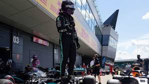 It has hosted the british grand prix 56 times since 1950, and is the current host of the race, as well as the host of the 70th anniversary grand prix. Formula 1 British Grand Prix Hamilton Survives Late Scare To Secure Seventh Win At Silverstone Marca In English