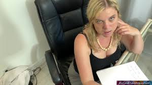 Orally obsessed secretary sucks the boss