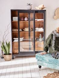 A glass display case or cabinet for works of art , curios , etc | meaning, pronunciation, translations and examples. Impressionen Living Vitrine Impressionen