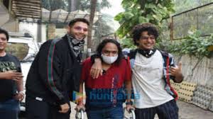 Katrina kaif and her gang send fans into a tizzy with bts pictures and videos. Phone Bhoot Latest Bollywood News Top News Of Bollywood Bollywood Hungama