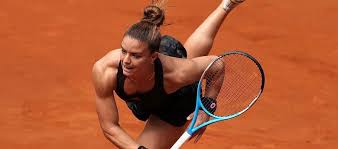 «η πρωταθλήτρια tennis, μαρία σάκκαρη, ξεκινά την ημερά της φτιάχνοντας freddo cappucino! H Maria Sakkarh Einai To Koritsi Toy Kwnstantinoy Mhtsotakh Must