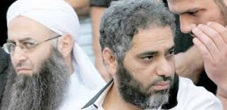 قام بإنشادها فضل شاكر و هو مغني و فنان لبناني سابق ، احترف. Ø§Ù„Ø±Ø¦ÙŠØ³ÙŠØ© ÙÙ†ÙˆÙ† Ùˆ Ø«Ù‚Ø§ÙØ© ÙƒØ³Ø± Ø±ÙˆØ§Ø¯ Ø§Ù„ØªÙˆØ§ØµÙ„ Ø­ÙˆÙ„ Ø¹ÙˆØ¯Ø© ÙØ¶Ù„ Ø´Ø§ÙƒØ± Ù„Ù„ØºÙ†Ø§Ø¡ Ø²ÙŠ Ø²Ù‰ Ø£Ø¨Ùˆ ØªØ±ÙŠÙƒØ©