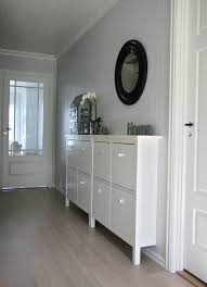 Jordbaerpiken Skoskap Fra Ikea With A Twist Ikea Shoe Cabinet Hallway Storage Small Hallways