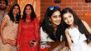 The photo show the happy complete photo of the family. Actress Shamili Family Members Shalini S Sister Shamlee Pics Youtube