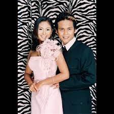 Dengarkan persembahan lagu daripada arwah achik spin & nana.memori berkasih. Hits And Introductions Of Achik Nana Kkbox
