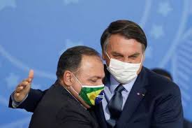 Hamilton mourão e eduardo pazuello (foto: Um Manda Outro Obedece Diz Pazuello Em Live Com Bolsonaro