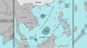 Enam negara yang terlibat mengklaim wilayahnya di lcs yaitu republik rakyat tiongkok, singapura, brunei darussalam, filipina, vietnam dan malaysia. Diplomasi Megafon Di Natuna Langkah Kuda Presiden Jokowi