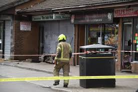 Firefighters extinguish blaze from takeaway in Cleland