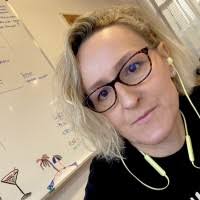 400+ profiluri „Mamut”