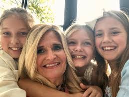 Gary Keesee's Instagram, Twitter & Facebook