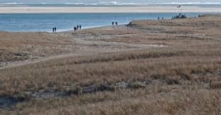 Built in 1880, stage harbor lighthouse is cape cod's. Chatham Lighthouse Beach Shack Slideshow Cape Cod Wave
