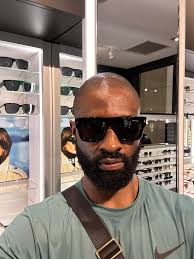 Help me select, please which glasses should I buy?